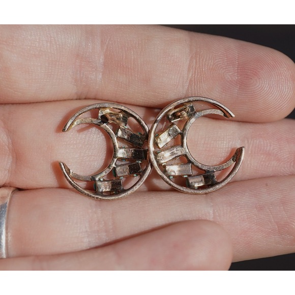 Vintage 10-14k Solid Gold Natural Persian Turquoise Crescent Moon Stud Earrings - Picture 3 of 6